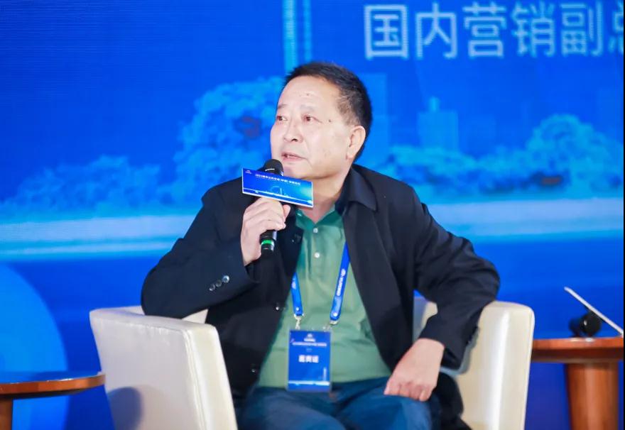 山西省陽泉市公共交通有限責(zé)任公司董事長王建迎.jpg 山西省陽泉市公共交通有限責(zé)任公司董事長王建迎.jpg